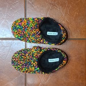 Steve Madden gently worn house shoes with bow size 9/10